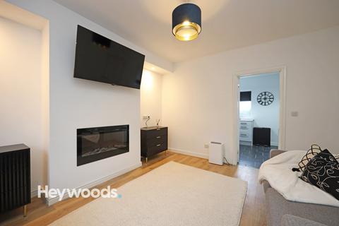 2 bedroom semi-detached house for sale, Inglewood Drive, Porthill, Newcastle-under-Lyme, Staffordshire