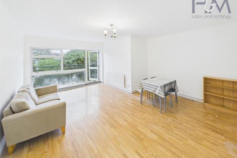 undefined, Ingleside Drive, Stevenage, Hertfordshire, SG1 4RF