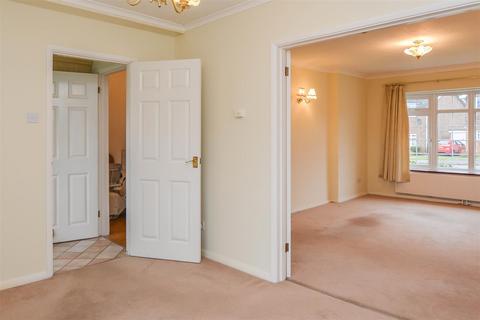 4 bedroom detached house for sale, The Dell, Great Warley, Brentwood
