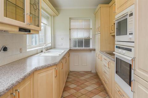 4 bedroom detached house for sale, The Dell, Great Warley, Brentwood