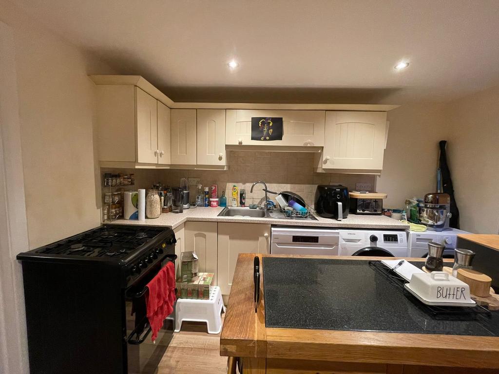 Kitchen 2