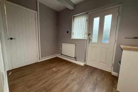 undefined, Preston Road, Hull