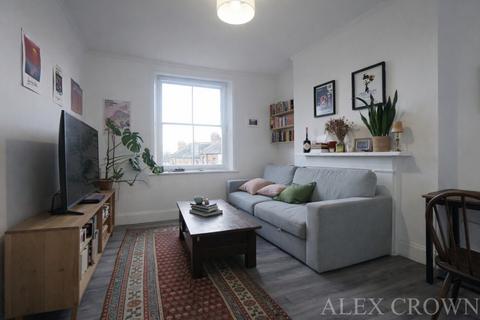 undefined, Archway Road,