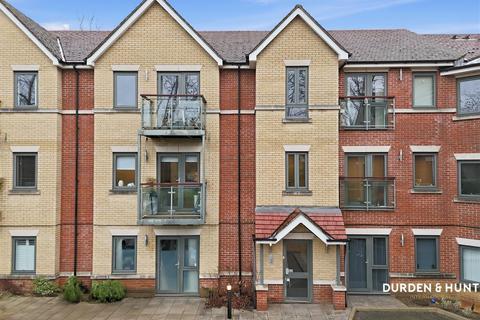 Buckhurst Way, Buckhurst Hill, IG9