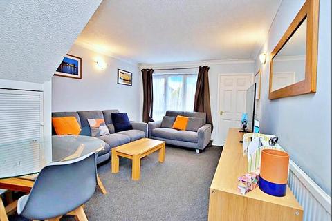 2 bedroom house for sale, Meryfield Close, Borehamwood