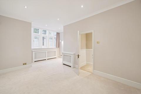 undefined, Cadogan Gardens, London, SW3