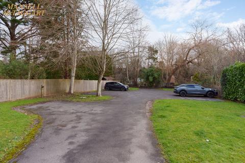 1 bedroom flat for sale, Semley Road, Semley Lodge, BN6