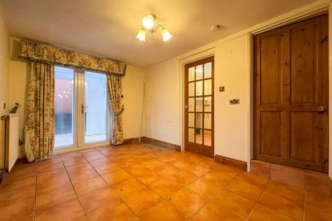2 bedroom cottage for sale, Upper Street, Layham, IP7