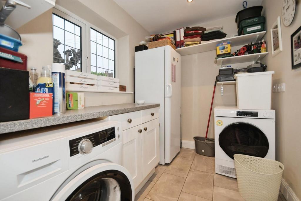 Utility Room.jpg