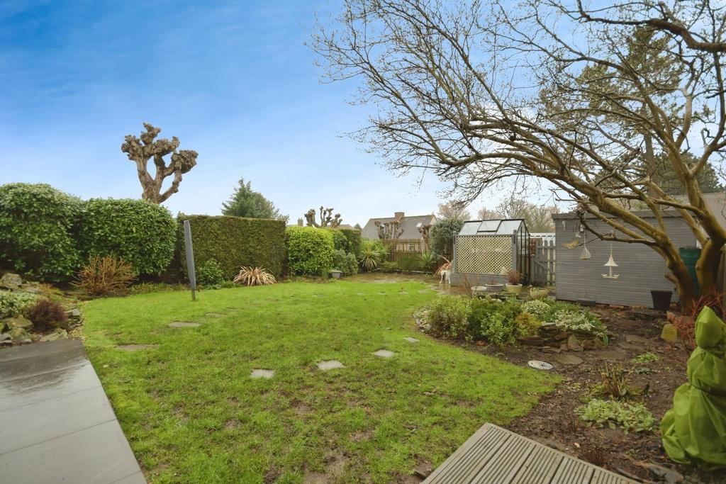 Rear garden.jpg
