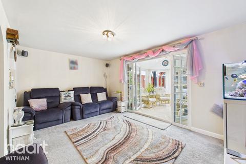 3 bedroom terraced house for sale, Humber Road, Witham