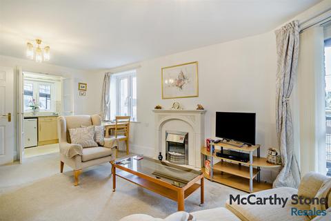 2 bedroom apartment for sale, Coleridge Court, Clevedon, BS21 6FL