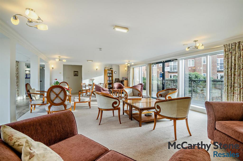 Homeowners Lounge