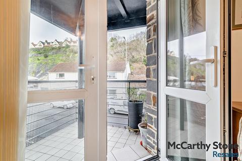 2 bedroom apartment for sale, Coleridge Court, Clevedon, BS21 6FL