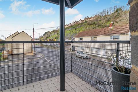 2 bedroom apartment for sale, Coleridge Court, Clevedon, BS21 6FL