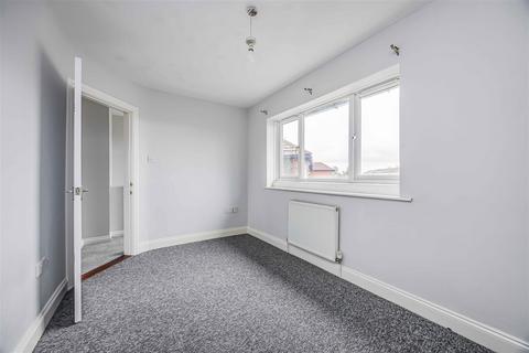 3 bedroom end of terrace house for sale, Whitstable Road, Portsmouth PO6