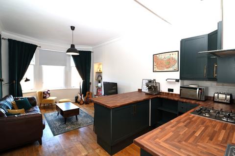 2 bedroom flat to rent, Sinclair Drive, Glasgow, G42