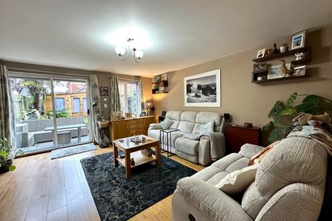 3 bedroom end of terrace house for sale, Alderley Crescent, Walsall WS3
