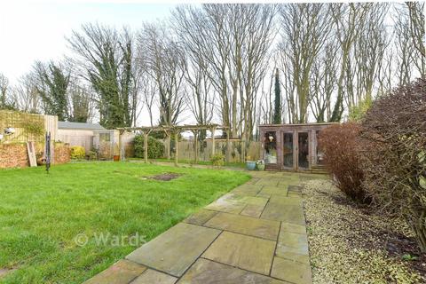 3 bedroom semi-detached house for sale, The Avenue, St. Margaret's At Cliffe, Kent