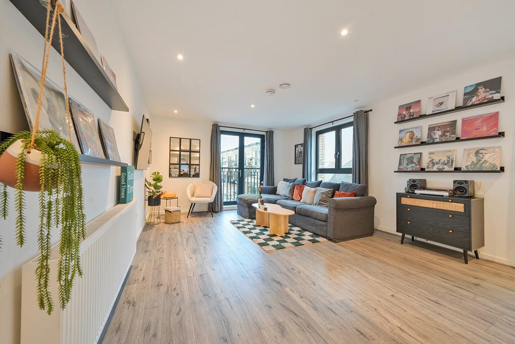 Open Plan Living / Kitchen / Dining Room