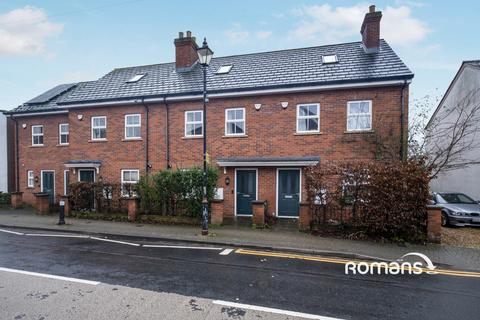 undefined, Iron Duke Close, Crowthorne, Berkshire, RG45