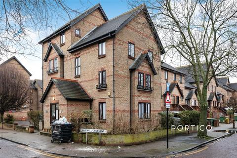undefined, Hallywell Crescent, London, E6