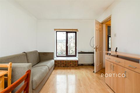 undefined, Hallywell Crescent, London, E6