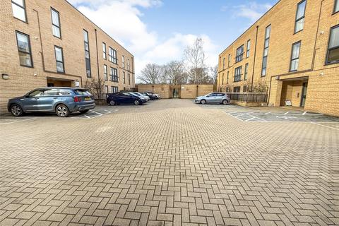 1 bedroom penthouse for sale, Exchange Close, Hampshire GU11