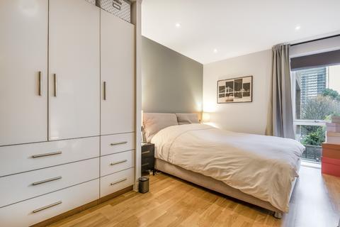 2 bedroom flat to rent, Battersea Park Road, Battersea, London, SW11
