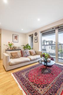 2 bedroom flat to rent, Battersea Park Road, Battersea, London, SW11