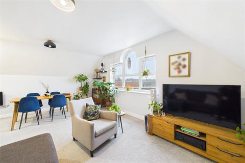 1 bedroom apartment for sale, Heath Hill Road South, Crowthorne, Berkshire, RG45