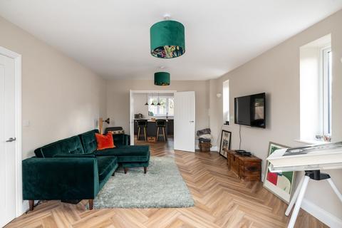 4 bedroom detached house for sale, Parkhurst Road, Horley, RH6