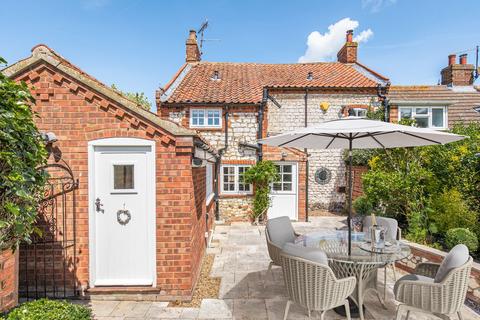 2 bedroom cottage for sale, Thornham