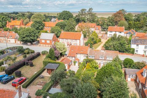 2 bedroom cottage for sale, Thornham