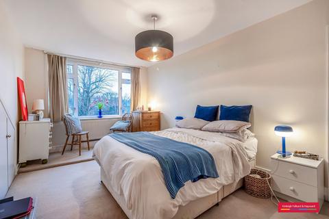 Kemplay Road, Hampstead, London, NW3