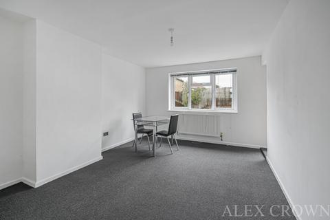 1 bedroom terraced house to rent, Claremont Street, Edmonton