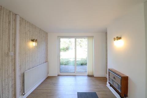 3 bedroom semi-detached house to rent, Wyke Road, Coventry CV2