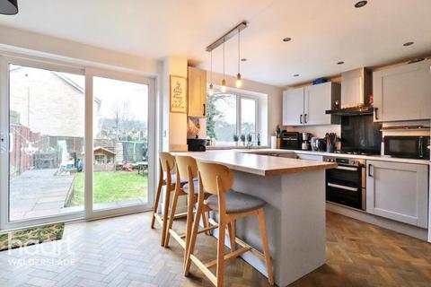 Sundridge Drive, Chatham