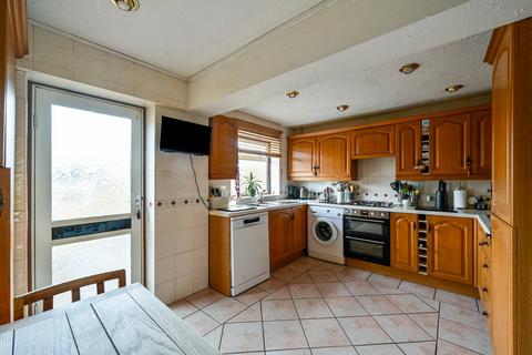 3 bedroom detached house for sale, Hythe Road, Willesborough, Ashford, Kent, TN24