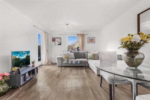 2 bedroom flat for sale, Chelmsford Road, Dunmow, Essex