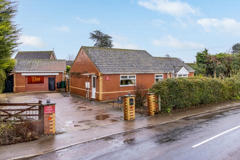 3 bedroom detached bungalow for sale, Tattershall Road, Boston, Lincolnshire, PE21
