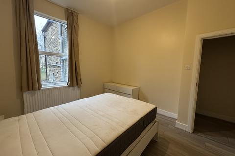 undefined, Darville Road, London N16