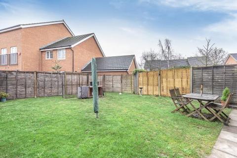 undefined, Chatsworth Park,  Winnersh,  RG41