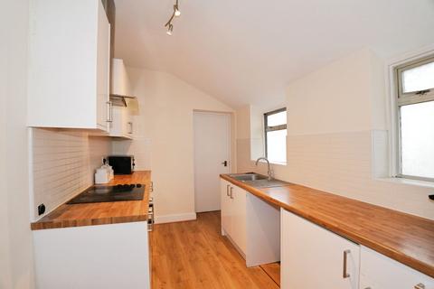 2 bedroom terraced house for sale, Victoria Road, Barking, IG11