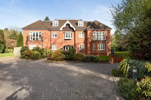 2 bedroom apartment to rent, Windlesham,  Surrey,  GU20
