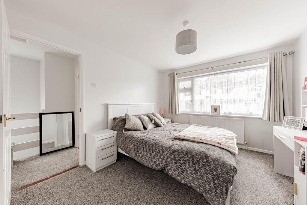Main Bedroom (1)