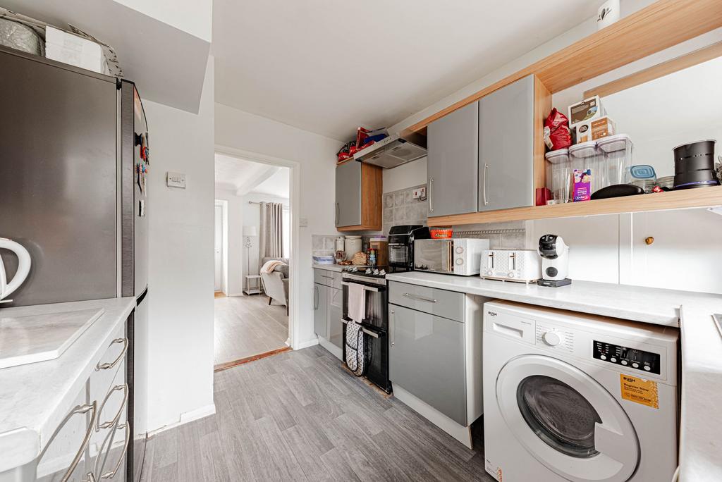 Kitchen (2)