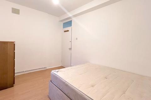 2 bedroom flat to rent, William Morris House, Margravine Road, London, W6