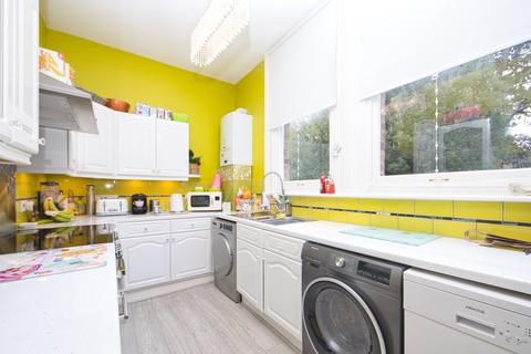 2 bedroom flat for sale, Castle Hill Avenue, Folkestone, Kent, CT20