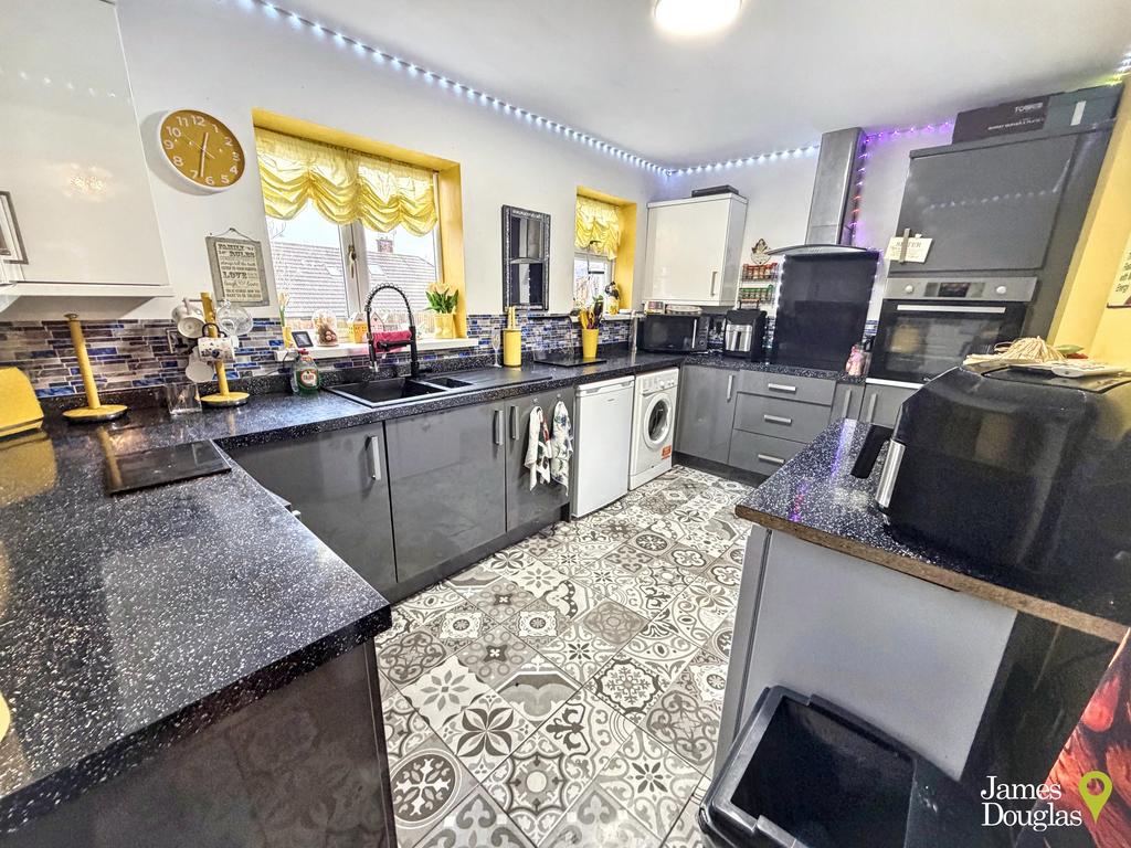 Kitchen1